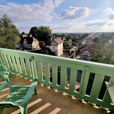 Studio Avec Superbe Vue 5Min A Pied Des Thermes Bagnoles de l'Orne Normandie المظهر الخارجي الصورة