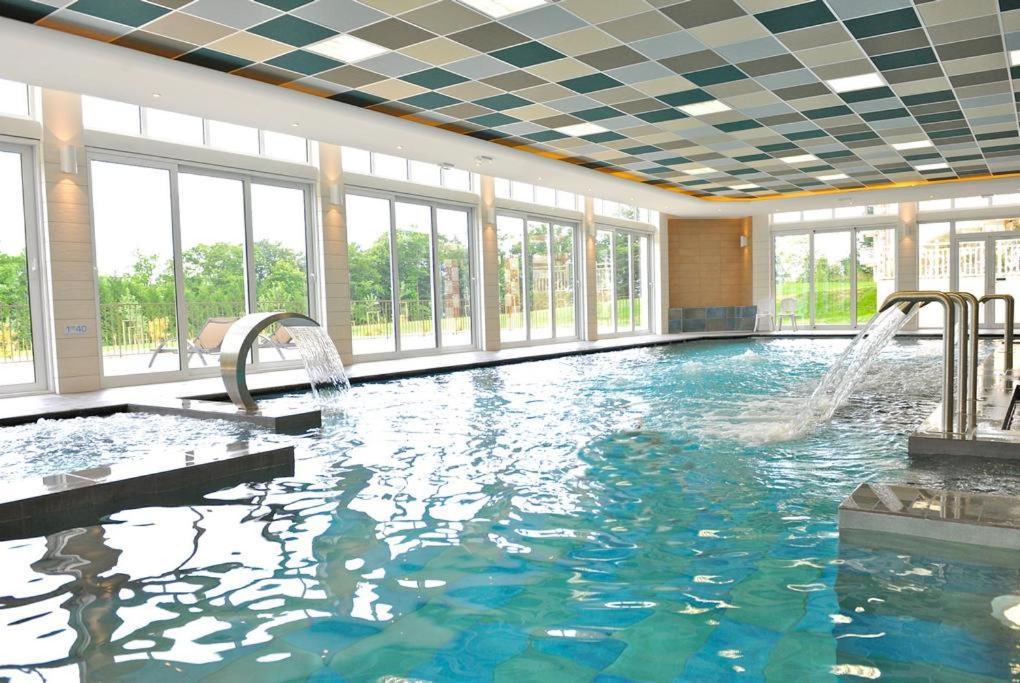Studio Avec Superbe Vue 5Min A Pied Des Thermes Bagnoles de l'Orne Normandie المظهر الخارجي الصورة