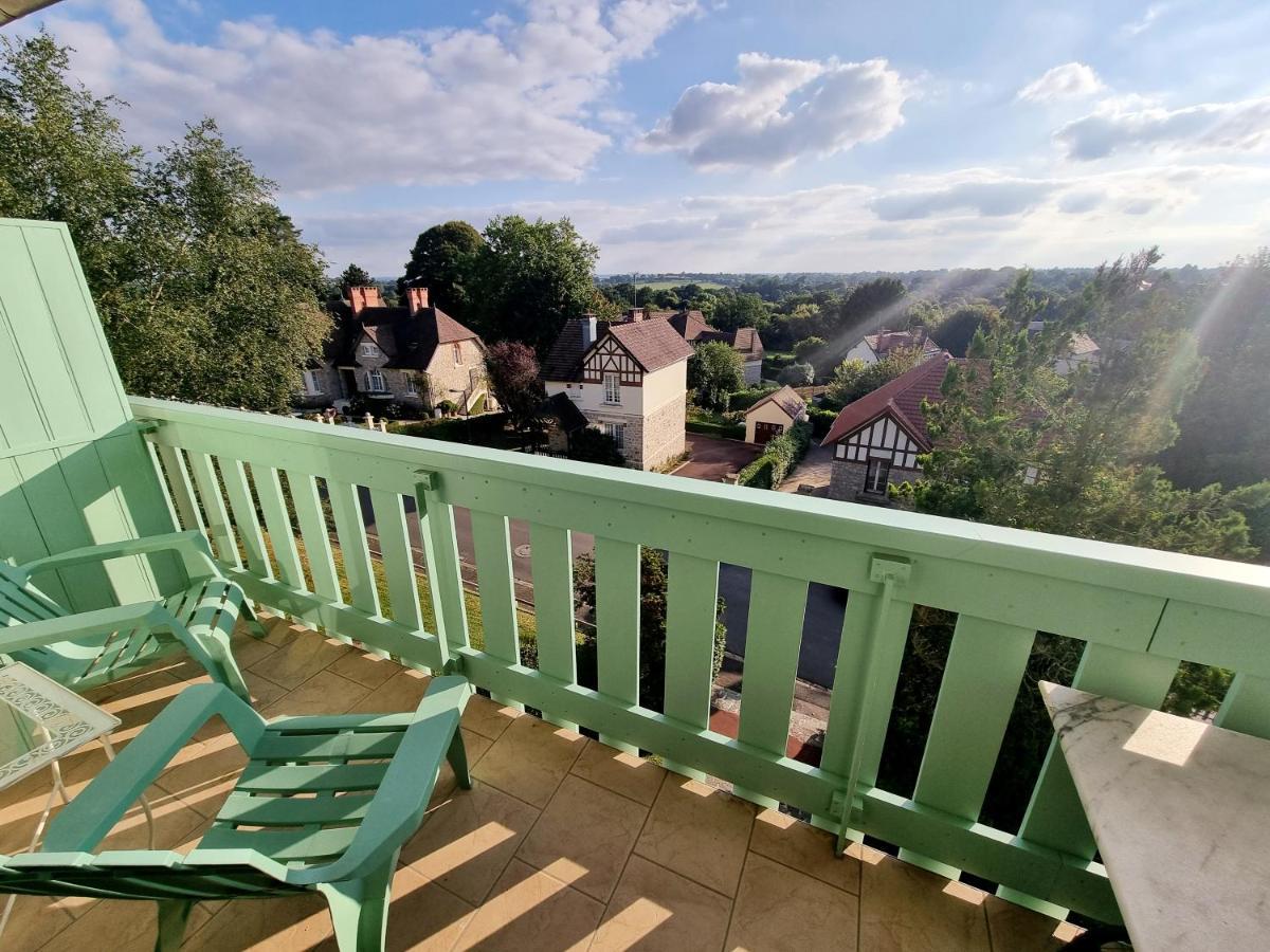Studio Avec Superbe Vue 5Min A Pied Des Thermes Bagnoles de l'Orne Normandie المظهر الخارجي الصورة